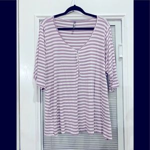 Piphany 3/4 sleeve top